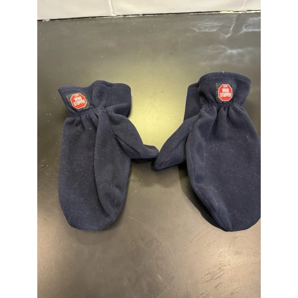 Pair of Gore‎ Wind Stopper Z R USA Mittens